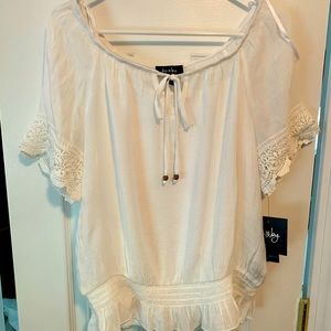 Brand new summer top.